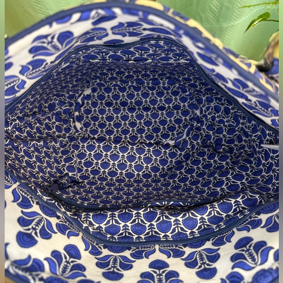 🎉 HOST PICK 🎉 STUFFED VERA BRADLEY - SELF CARE BUNDLE - Picture 11 of 11